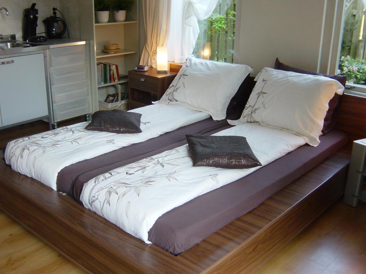It Tunhuske Bed and Breakfast Renkum Exteriör bild